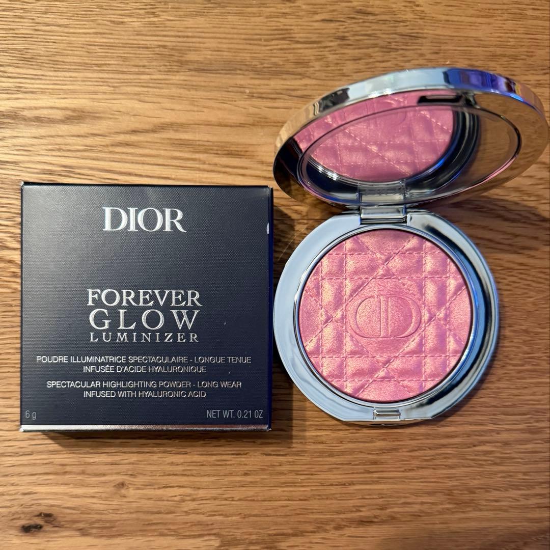 Diorディオール❤️スキンフォーエヴァーグロウルミナイザー04ピンク