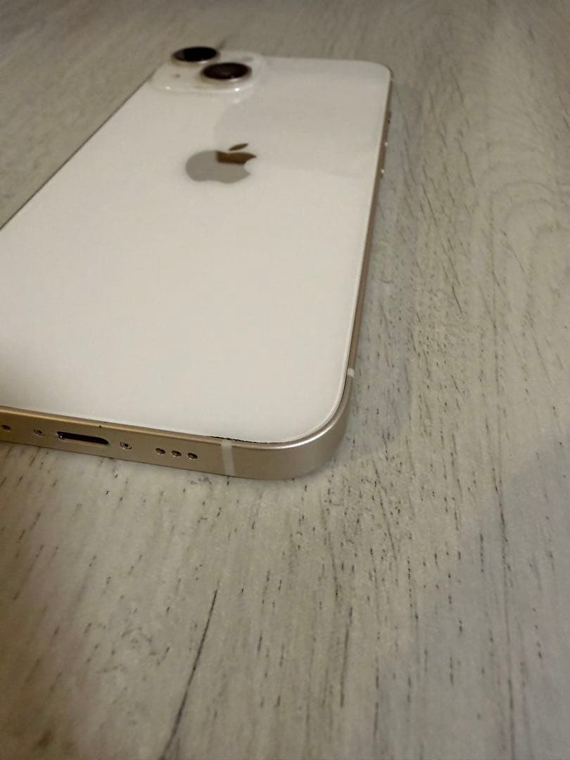 Apple iPhone 14 スターライト　 本体