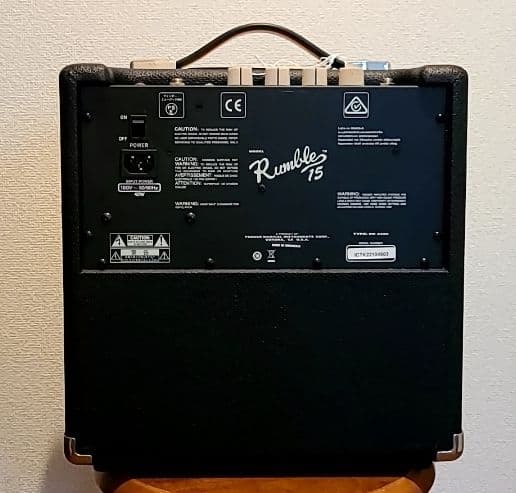 Fender ベースアンプ Rumble 15 (V3)