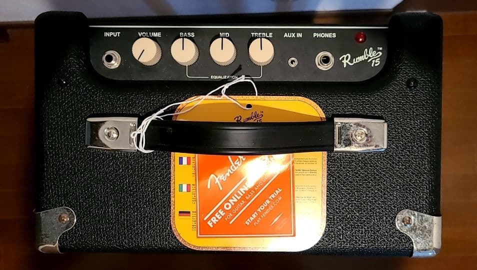 Fender ベースアンプ Rumble 15 (V3)