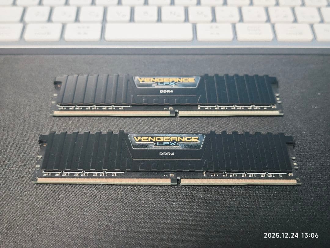 CORSAIR DDR4-2666MHz 16GB[8GB×2枚]LPXシリーズ