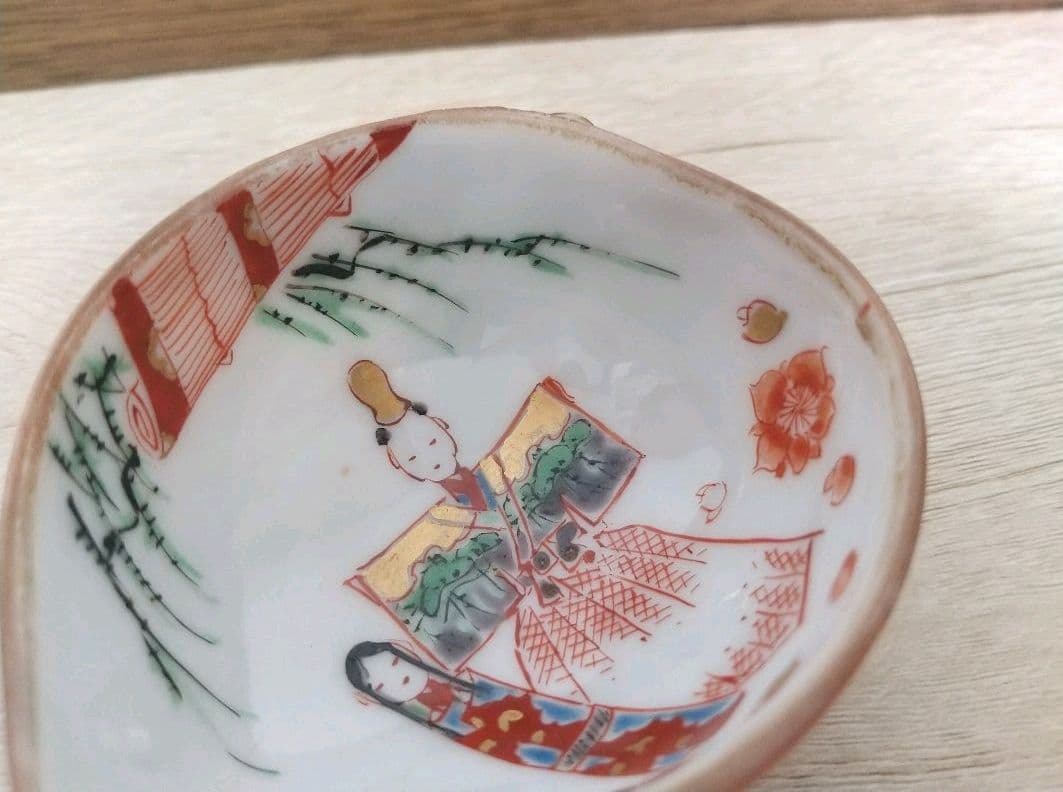 九谷 春画 桃型 盃 立雛