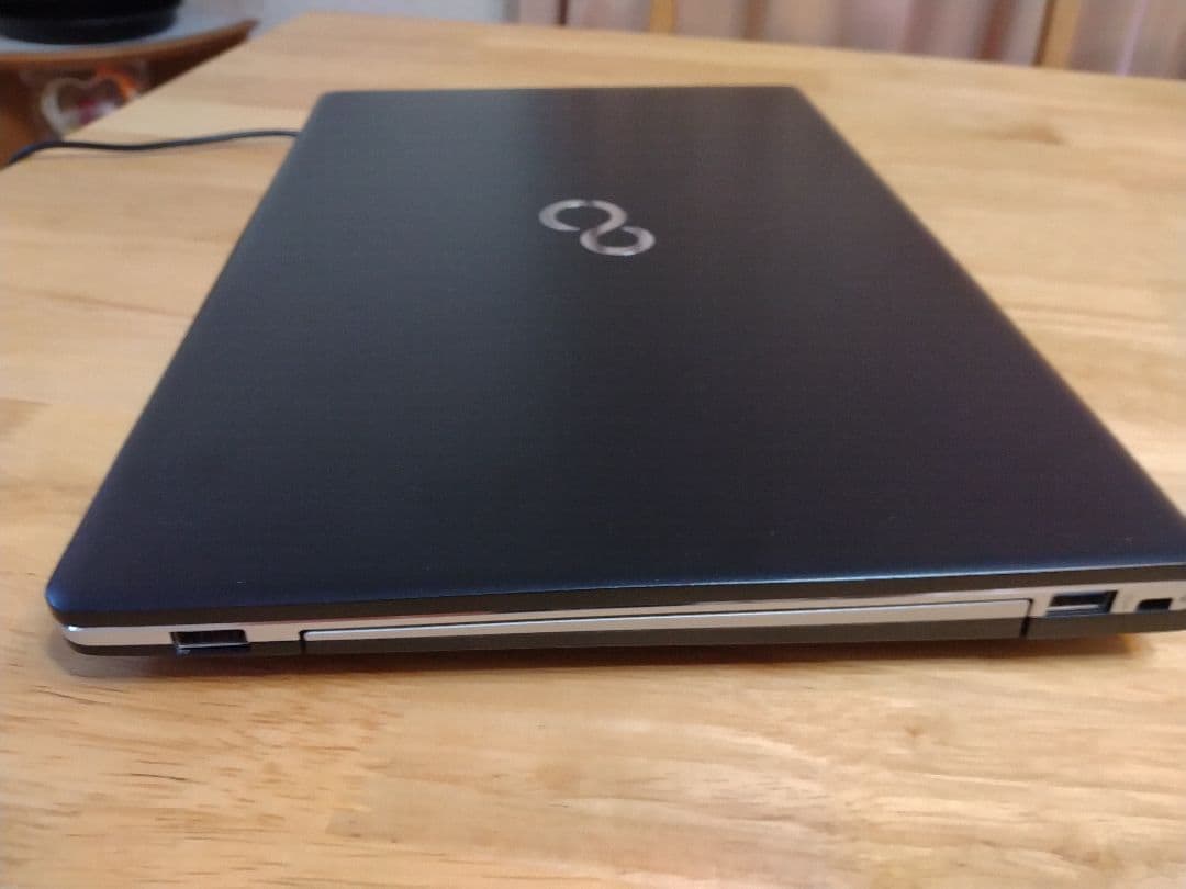 富士通 LIFEBOOK S937 i5 7300U 8GB / SSD128