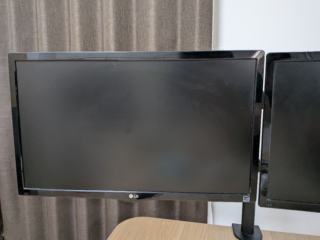 LG 21.5インチモニター 2枚＋モニターアーム　セット