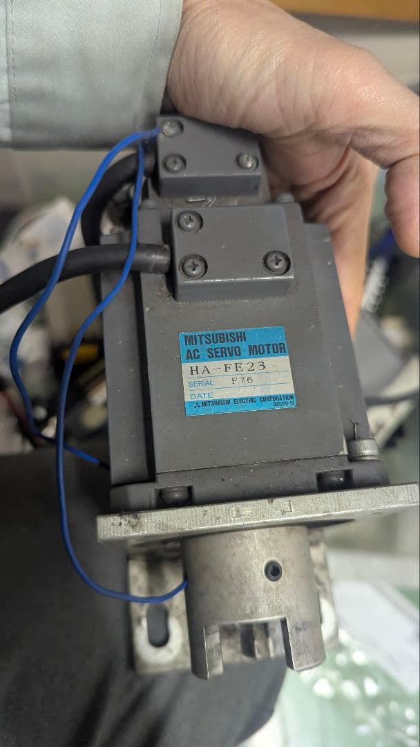 【中古】三菱サーボモーター HA-FE23