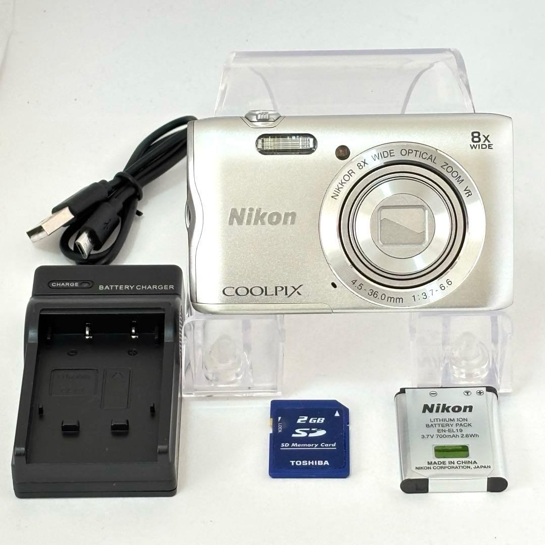 【美品】Nikon coolpix A300 ニコン　デジカメ　SDカード付
