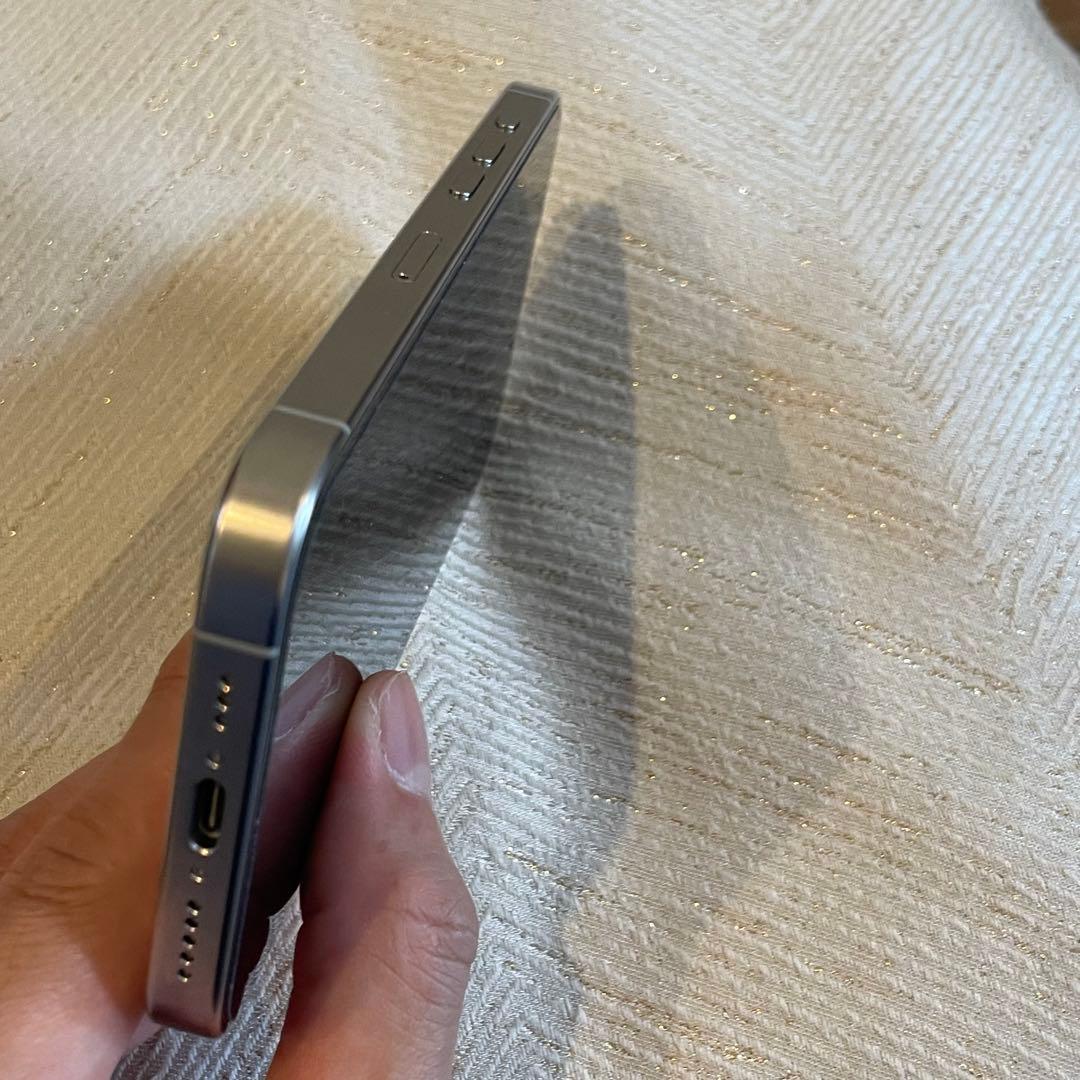 【美品/SIMフリー】iPhone15 Pro 256GB ホワイト 箱あり