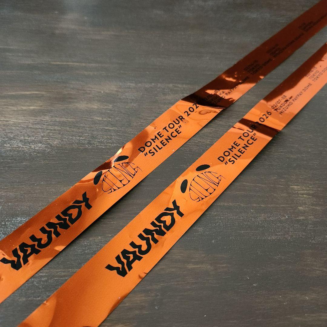 Vaundy DOME TOUR 2026 “SILENCE” 銀テープ - メルカリ