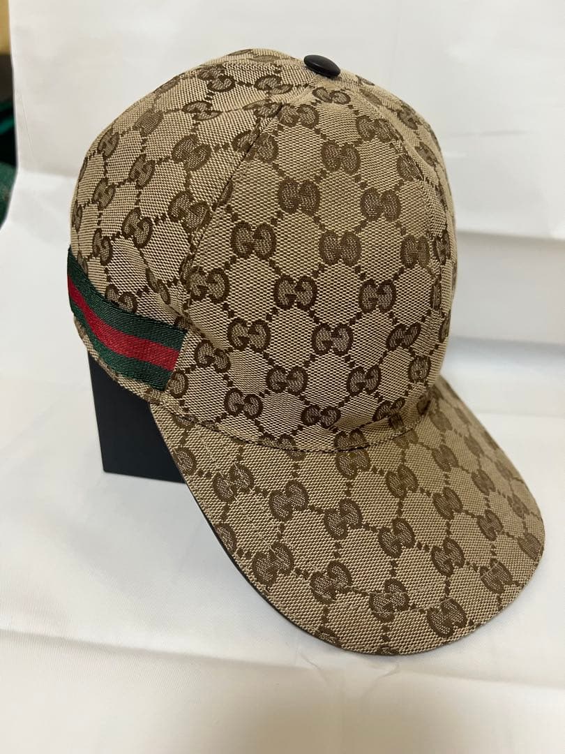 GUCCI GGキャンバスベースボールキャップ 200035 KQWBG GUCCI（グッチ） キャップ 200035 KQWBG オリジナルGGキャンバス CAP