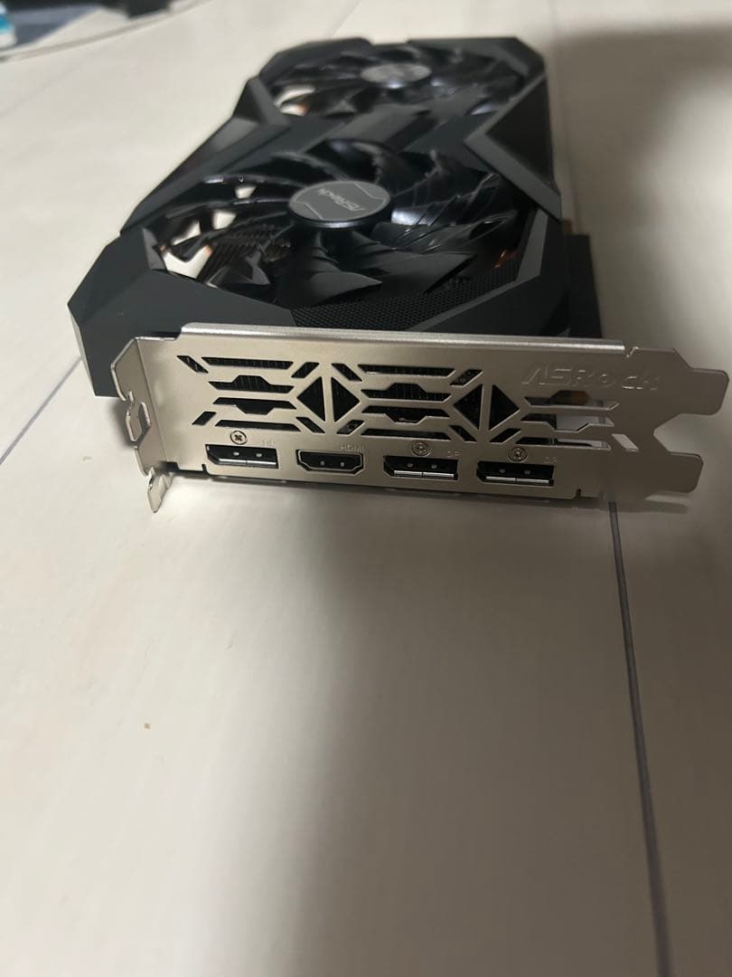 グラフィックボード RX6600