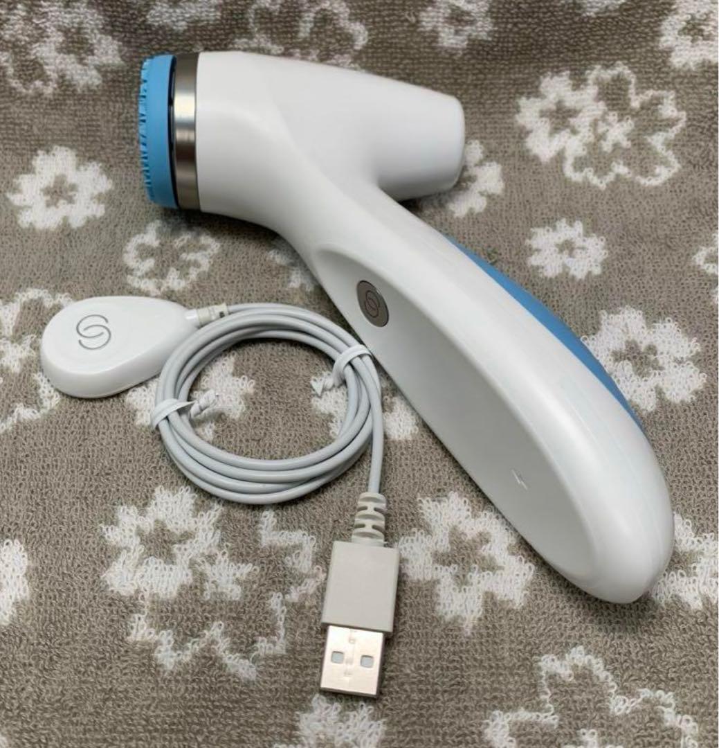 ルミスパニュースキン ageLOC®︎ ルミスパ®︎ iO 美顔器 ホワイト