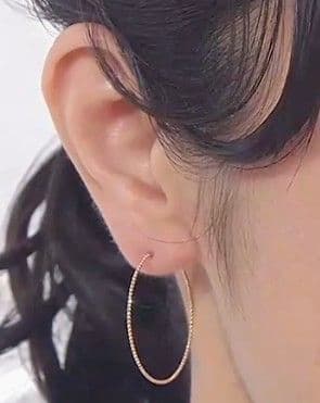 ヨ*ン様 GSTV 18KPG フープ ピアス ワイヤーボール - メルカリ