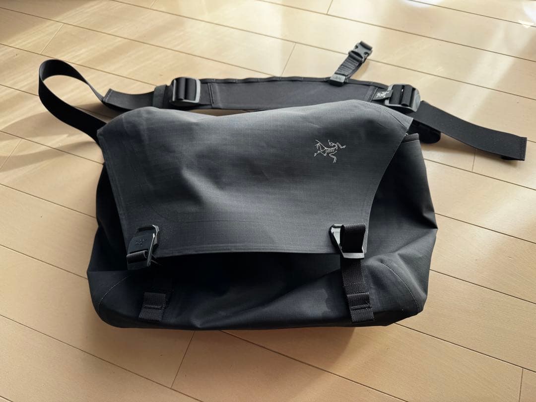 アークテリクス グランヴィル10クーリエバッグ Granville 10 Courier Bag （グランヴィル 10 クーリエ バッグ ）ARC