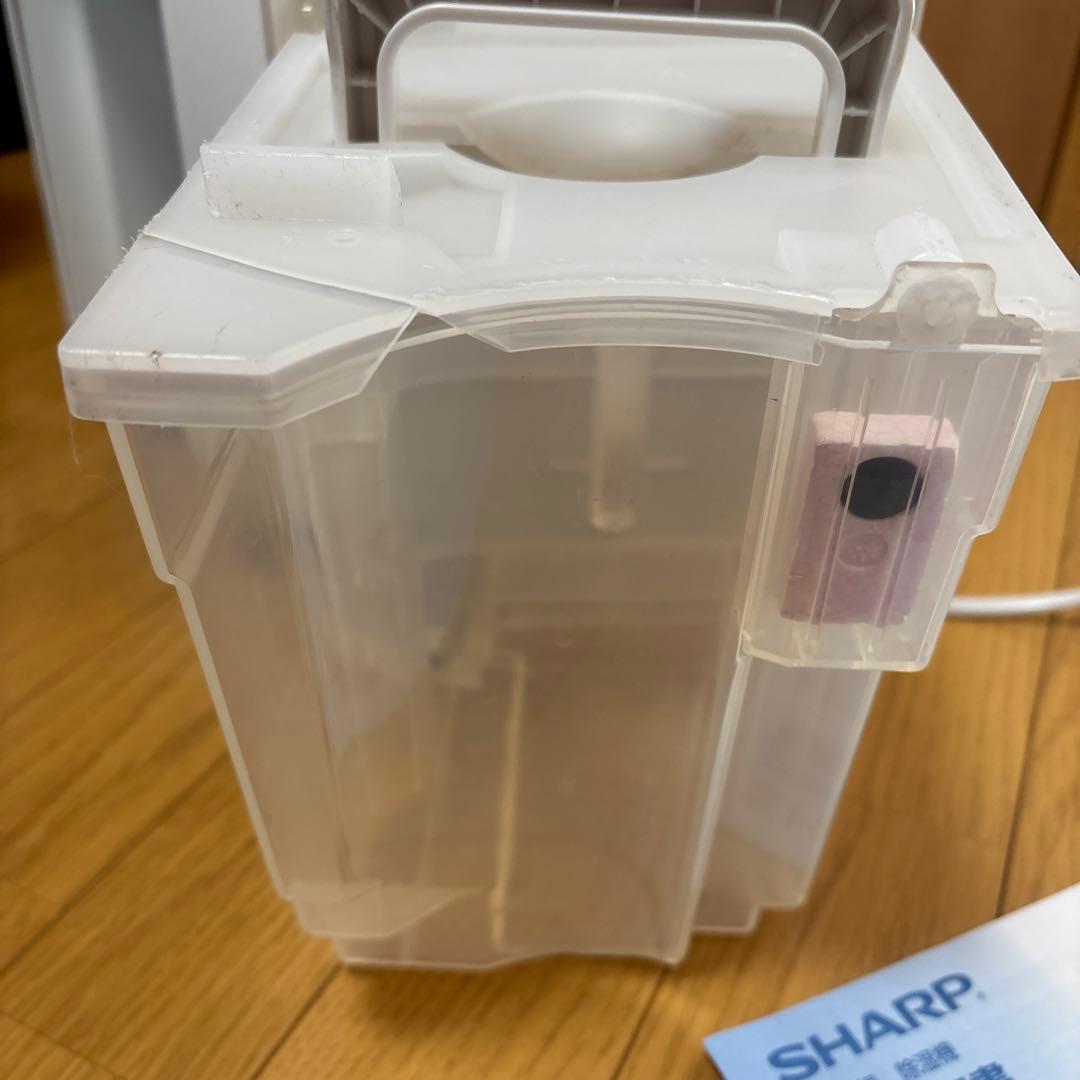 SHARP 除湿機 ホワイト　CV-L71 2022年式