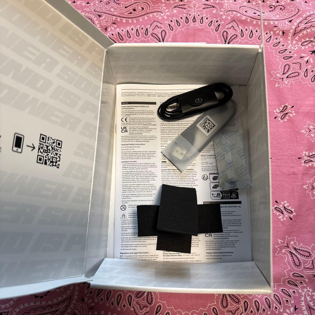 BOSE QUIETCOMFORT ヘッドフォン　ブラック