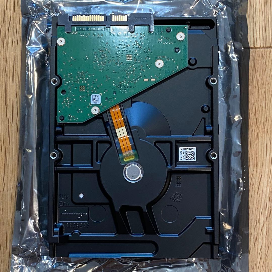 Seagate IronWolf 8TB ハードディスク ST8000VN002