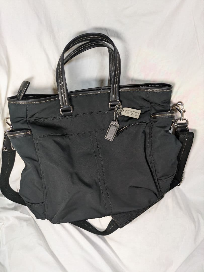 COACHコーチブラック ナイロン トートバッグ未使用品2weyビジネスバック COACH（コーチ） トートバッグ メンズ レディース 2way 肩がけ レザー