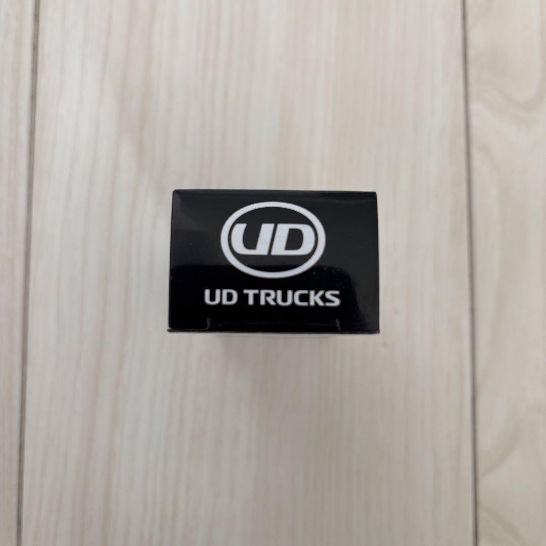 UDトラックス90周年記念クオン トミカ 非売品 - メルカリ