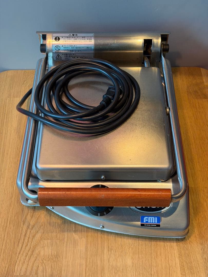 UNOX ZP010PR ワッフル・ホットサンドメーカー ワッフル＆ホットサンドベーカー（VWH-500） – Vitantonio公式