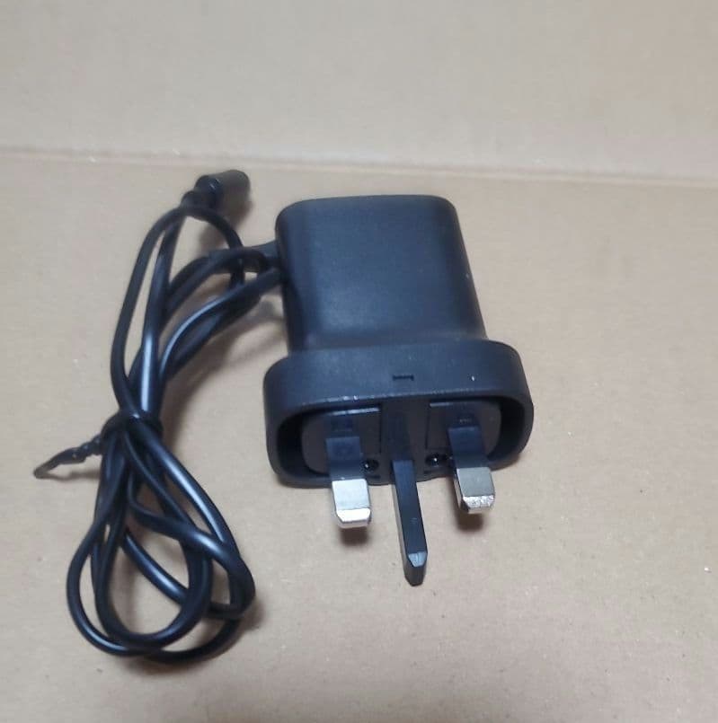 ノキア 2720 Flip Dual SIM TA-1170 4G SIMフリー