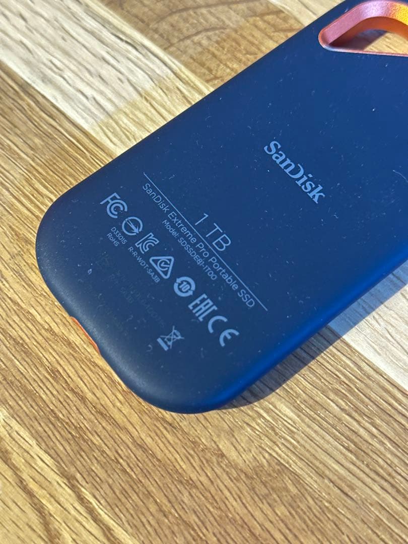 SanDisk エクストリームプロ1TB ポータブルSSD