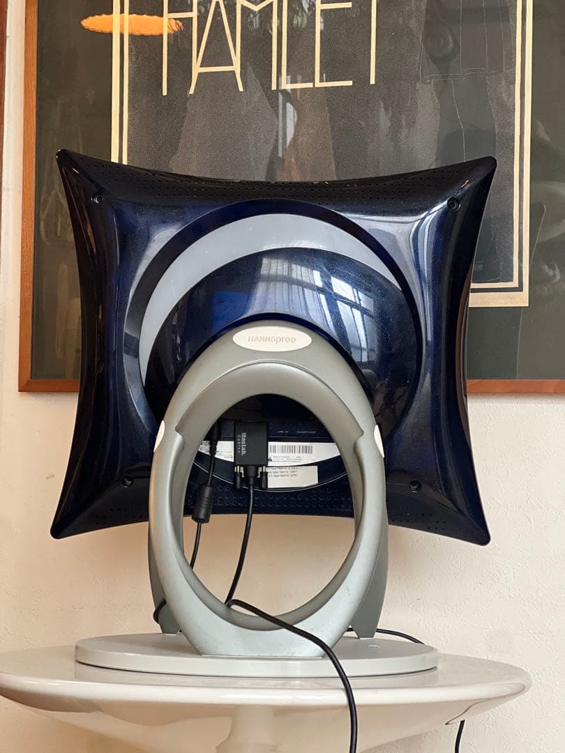 hannspree テレビモニター　ミッドセンチュリー　スペースエイジ　モニター