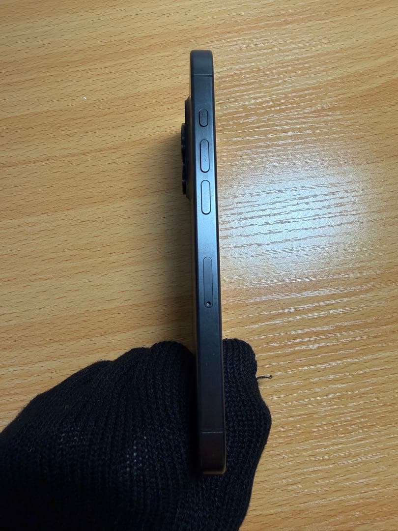 iPhone15Pro 128GB(ブラックチタニウム)