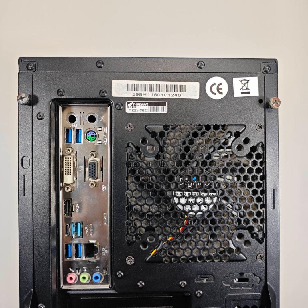 ゲーミングPC/i7 8700K/500GB/GTX1070Ti/ガレリア