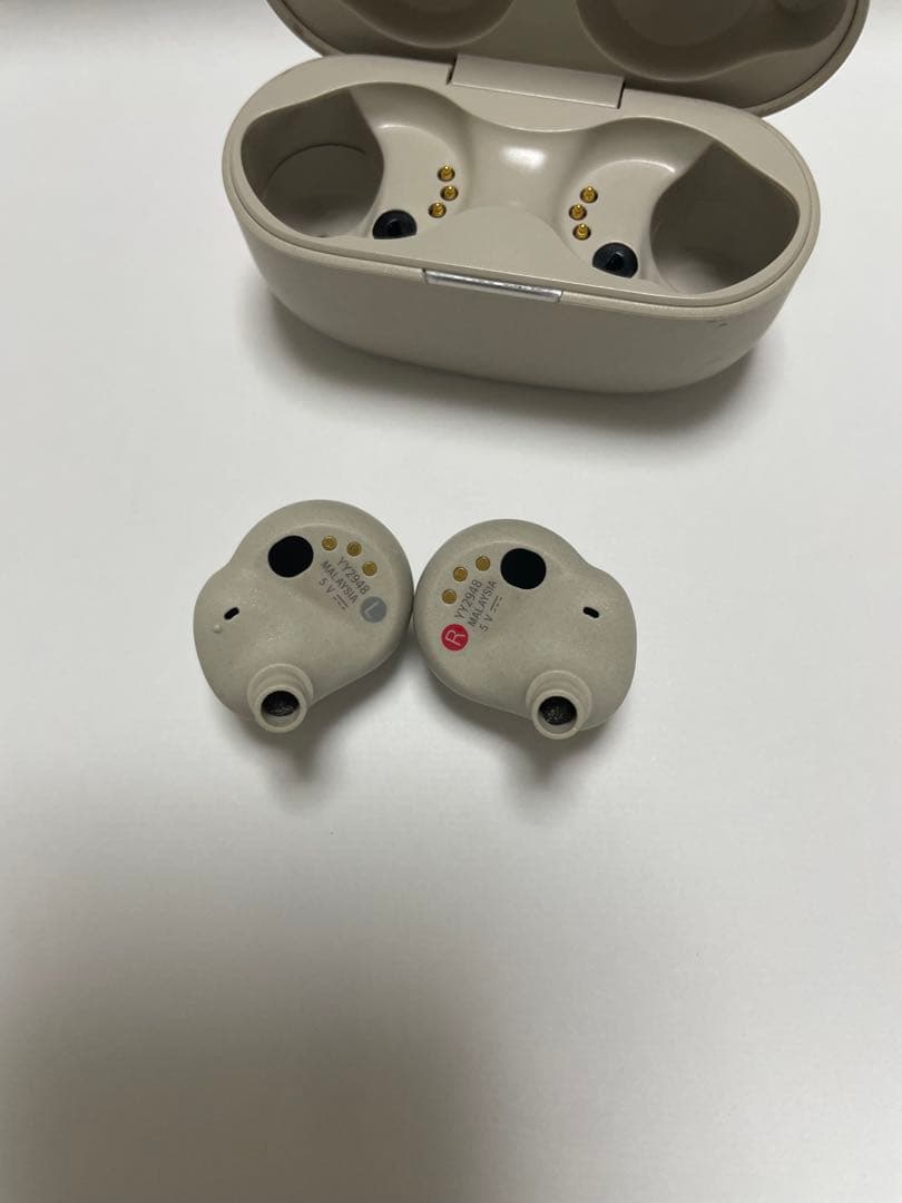 SONY wf-1000xm4 プラチナシルバー イヤホンバッテリー新品交換済み