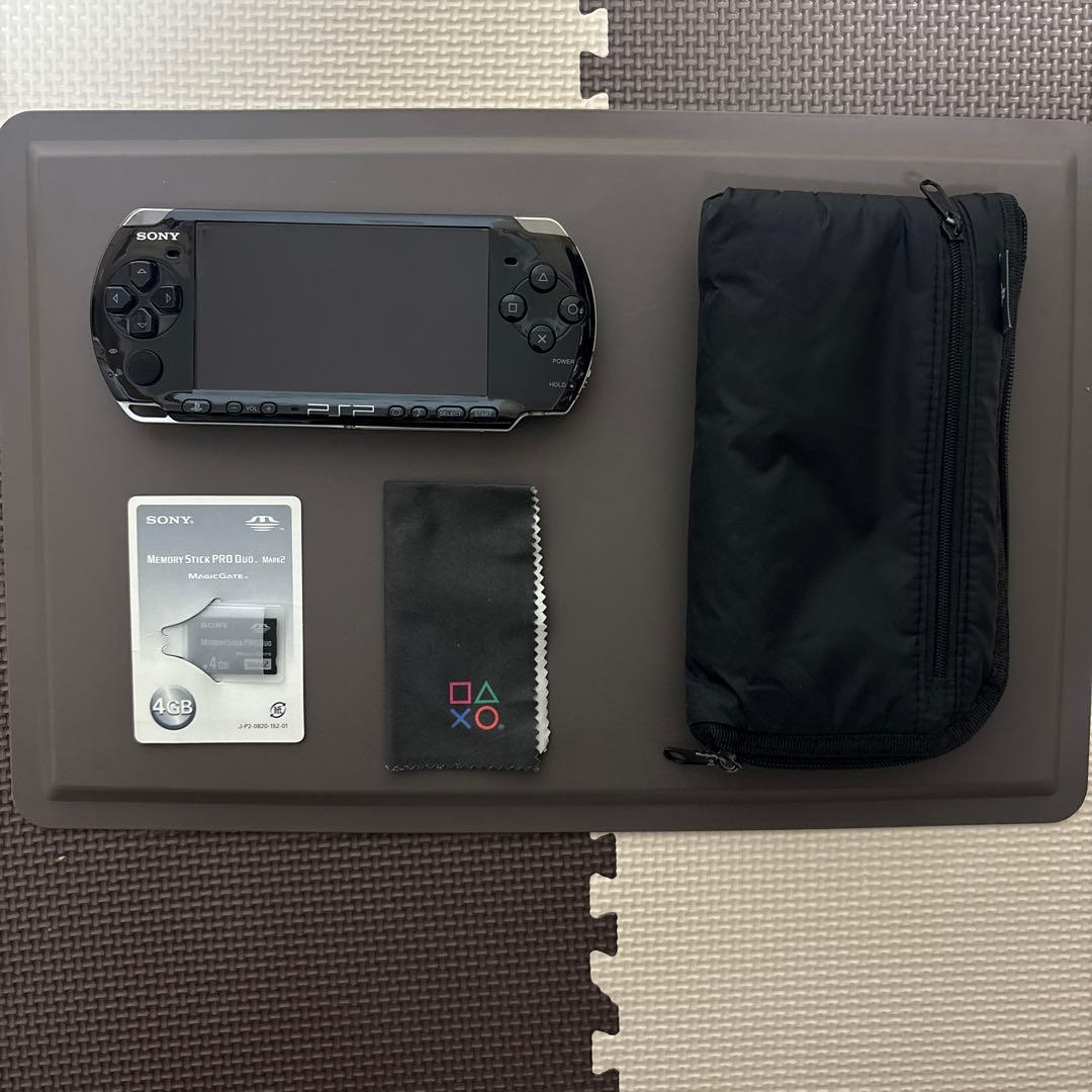 SONY PSP 3000ピアノブラック バリューパック【ソフトおまけ】 SONY（ソニー） PSP 3000 ピアノ・ブラック(PSP-3000PB) 本体 完品 外