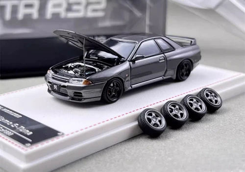 NISSAN SKYLINE GT-R R32 HOOD OPENS EXTRA WHEELS 1/64 CAR BY FOCAL