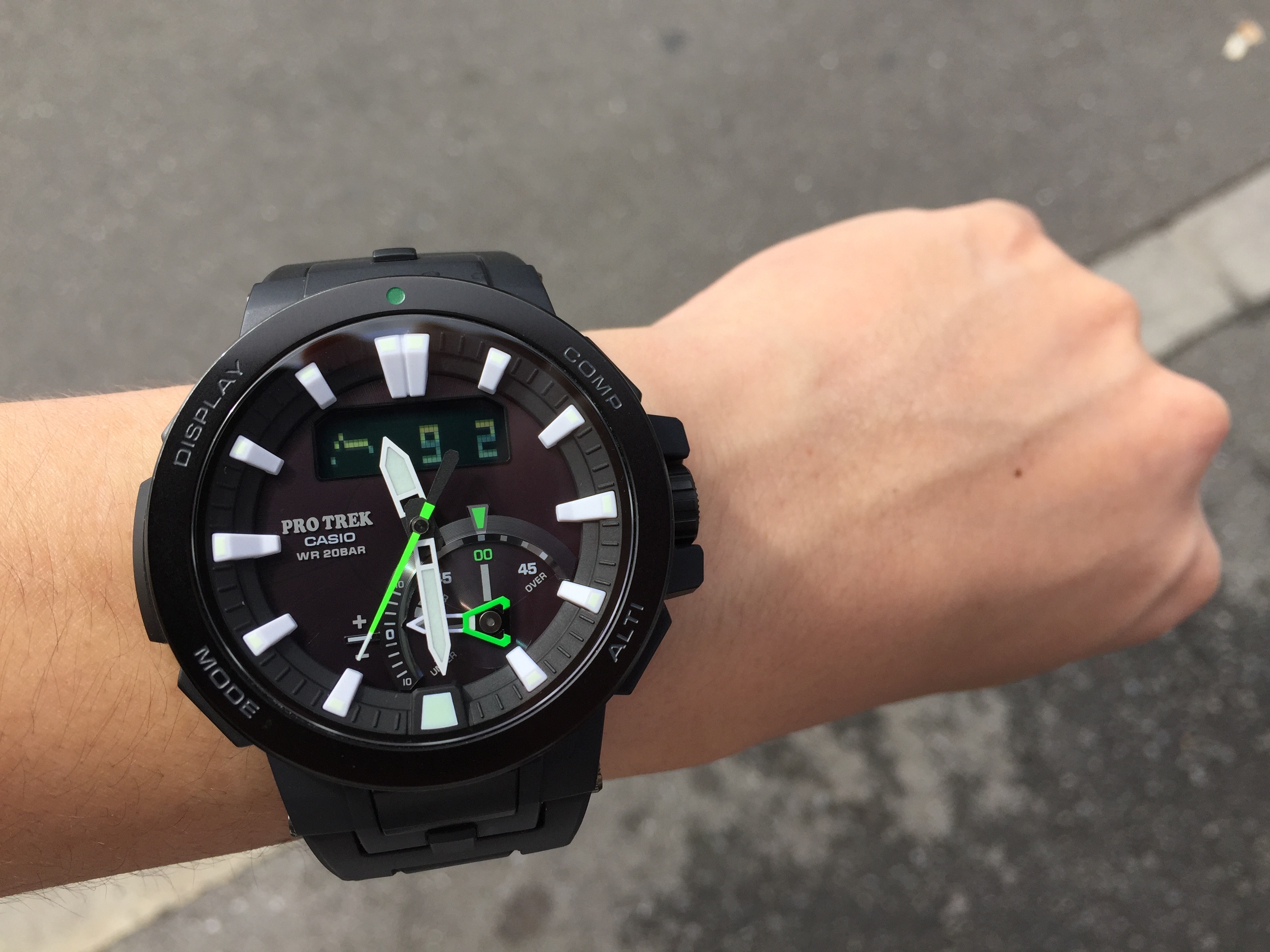 アウトドア最強時計：PROTREK PRW-7000のレビュー。 | STARGAZER