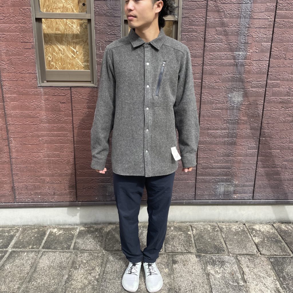 サイセイ、ヨウモウ、ケシチ ティートンブロス「 Farallon Shirt