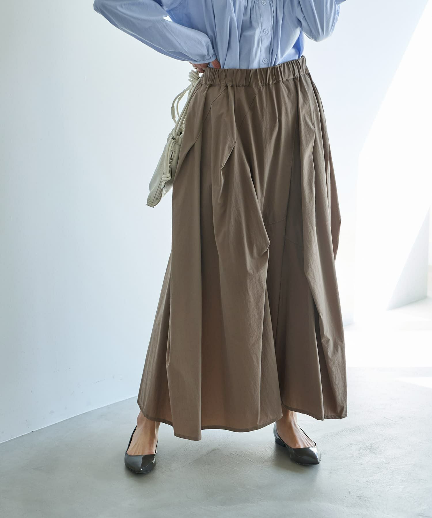 LUXE】ストレッチタフタ立体タックスカート | おしゃれな大人